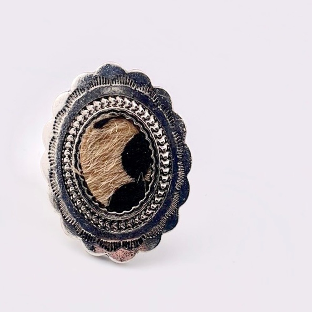 Prairie GROVE LEOPARD SILVERTONE RING